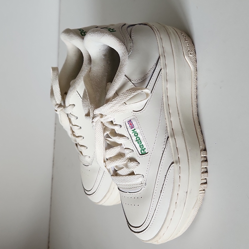 *SOLD* REEBOK | Club C extra shoes sneakers White Platform Womens sz 5 - Picture 3 of 6